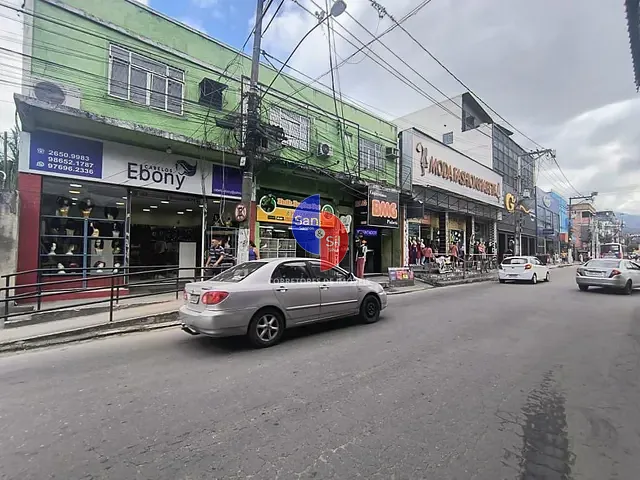 Prédio à venda, no bairro Piabetá (Inhomirim) em Magé