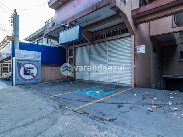 Prédio para alugar, no bairro Vila Marieta em São Paulo