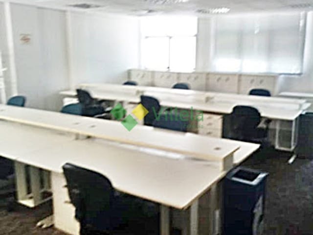 Prédio com 885m², para alugar, no bairro Centro em Poá