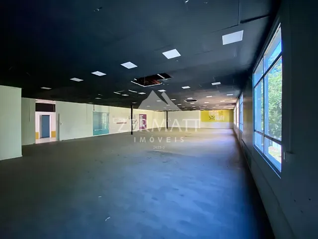 Prédio com 5500m², à venda, no bairro Itoupava Norte em Blumenau
