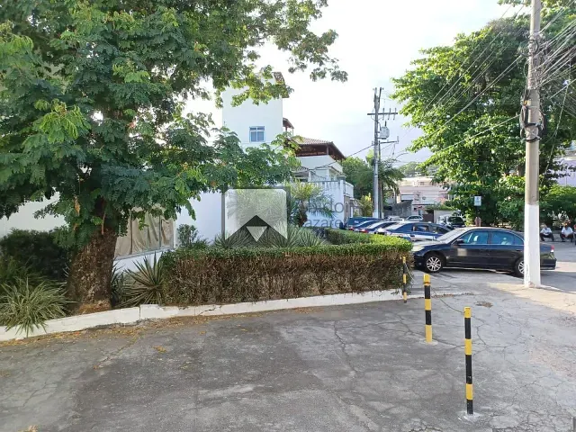 Prédio com 2854m², à venda, no bairro Ilha da Conceição em Niterói