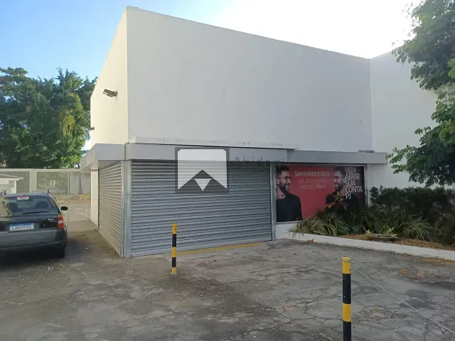 Prédio com 2854m², à venda, no bairro Ilha da Conceição em Niterói