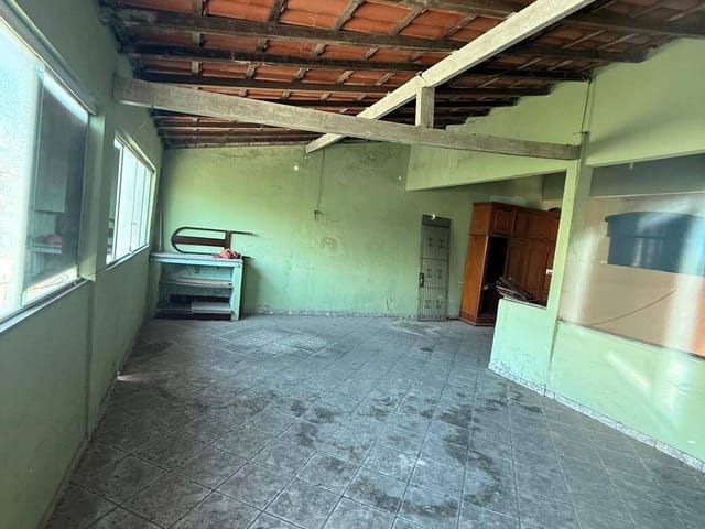Prédio à venda, no bairro Centro em Macaé