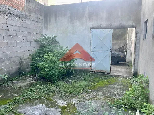 Prédio com 206m², à venda, no bairro Jardim Ismênia em São José dos Campos