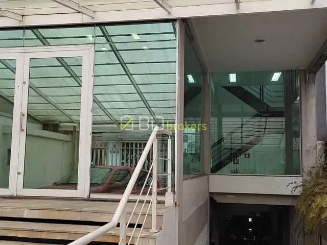 Prédio para alugar, no bairro Vila Lageado em São Paulo