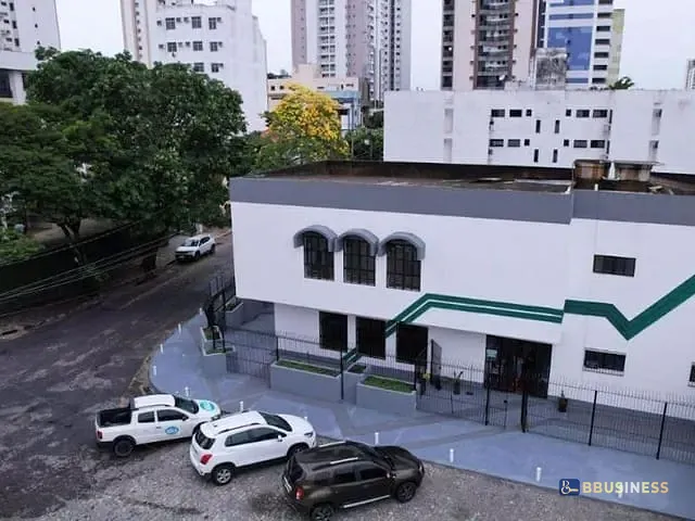 Prédio à venda, no bairro Centro em Campos dos Goytacazes
