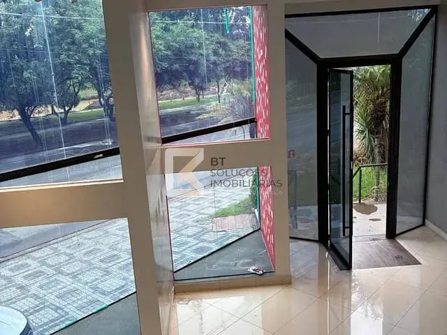 Prédio com 200m², para alugar, no bairro Vila Sfeir em Indaiatuba
