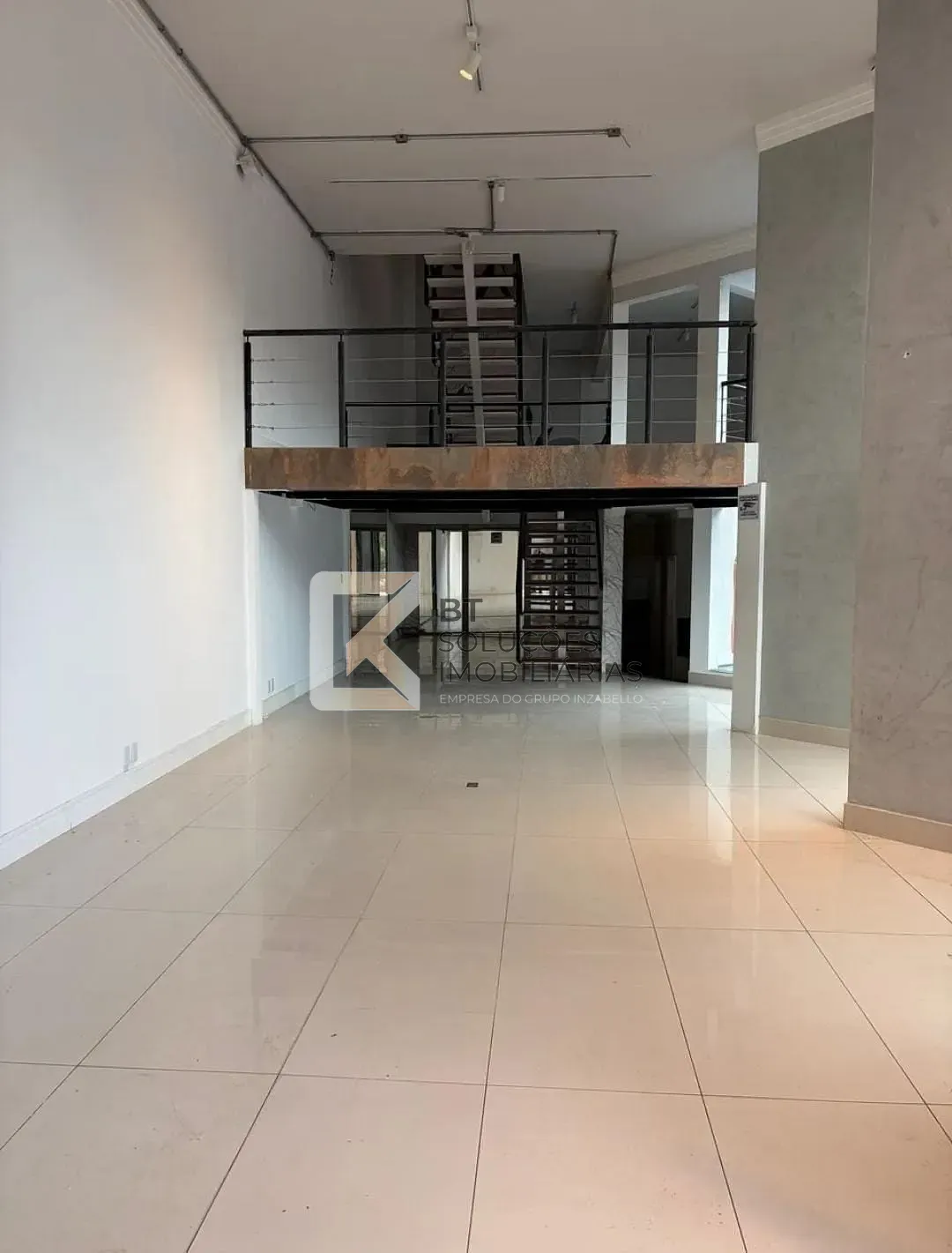 Prédio Inteiro, 250 m² - Foto 2
