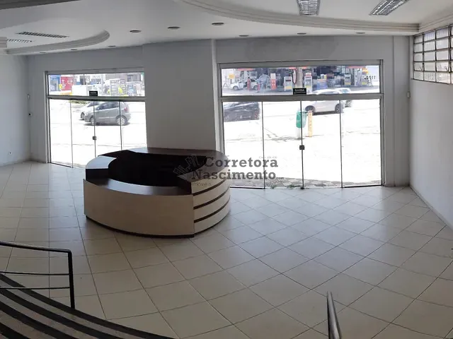Prédio com 2255m², para alugar, no bairro Centro em Jacareí