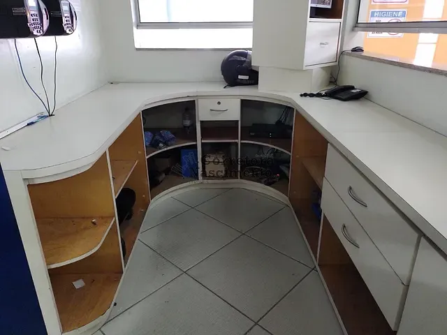 Prédio com 2255m², para alugar, no bairro Centro em Jacareí