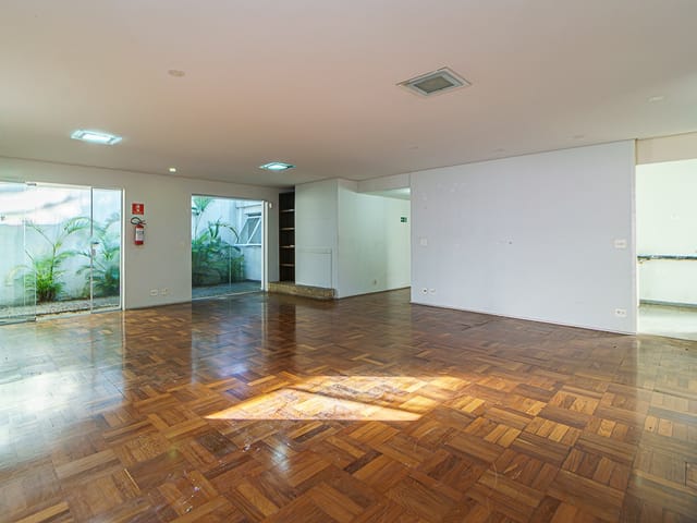 Foto do Prédio - Casa comercial para venda, 334m² | Correteria Imóveis