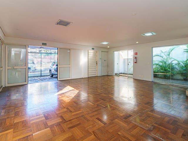 Foto do Prédio - Casa comercial para venda, 334m² | Correteria Imóveis
