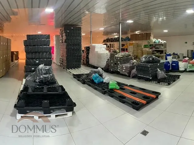 Prédio com 714m², à venda, no bairro Cidade Nova em Ipatinga