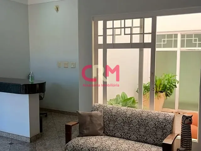 Prédio com 422m², à venda, no bairro Centro/Laranjeiras em Taquaritinga