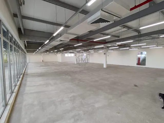 Prédio com 6500m², à venda ou para alugar, no bairro São Cristóvão em Rio de Janeiro