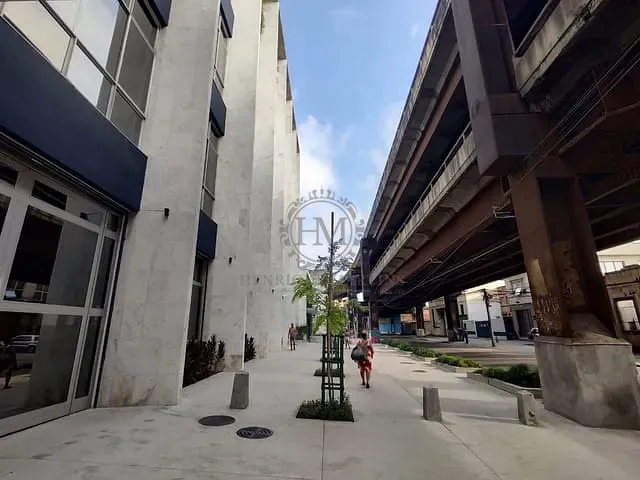 Prédio com 6500m², à venda ou para alugar, no bairro São Cristóvão em Rio de Janeiro