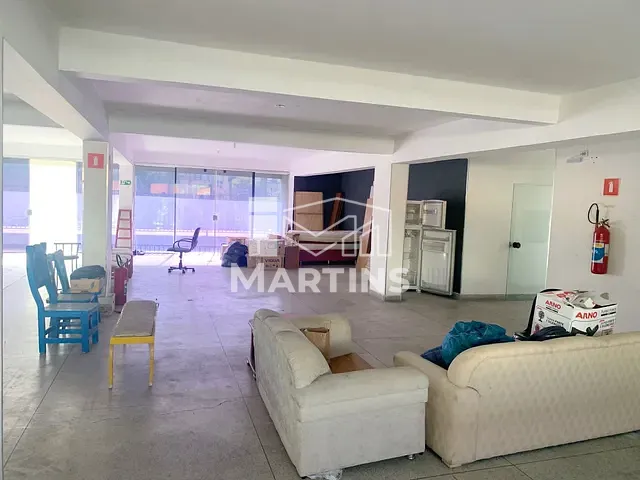 Prédio com 1026m², à venda, no bairro Vila Pirajussara em São Paulo