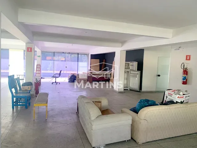 Prédio com 1026m², à venda, no bairro Vila Pirajussara em São Paulo