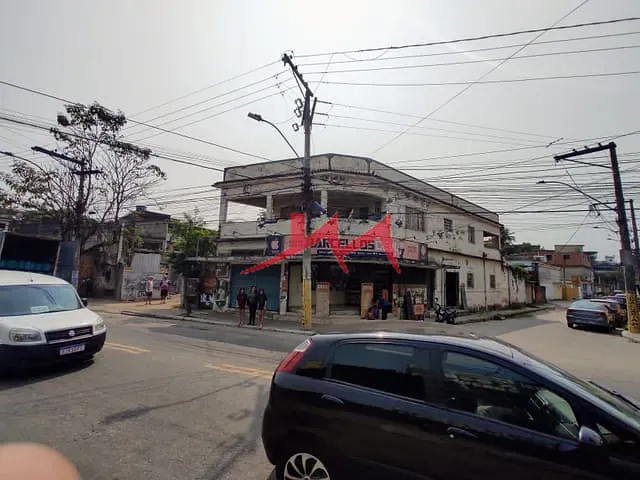 Prédio com 490m², à venda, no bairro Nova Cidade em São Gonçalo