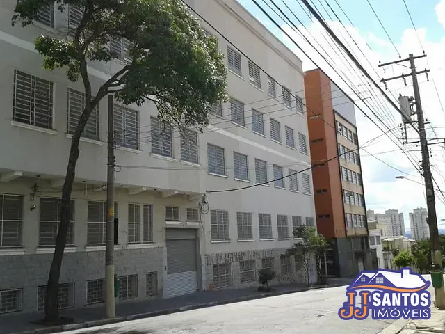 Prédio com 5000m², à venda, no bairro Quarta Parada em São Paulo