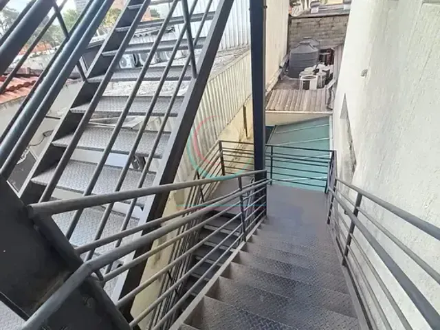 Prédio com 1200m², à venda ou para alugar, no bairro Chácara Santo Antônio (Zona Sul) em São Paulo