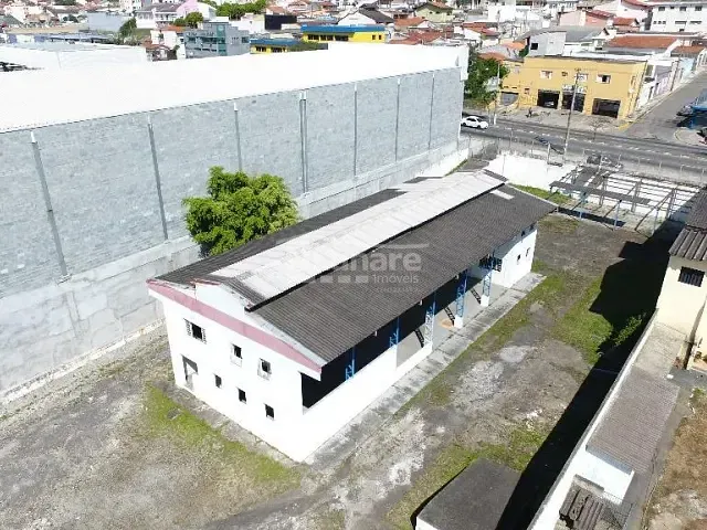 Prédio com 2000m², à venda, no bairro Braz Cubas em Mogi das Cruzes