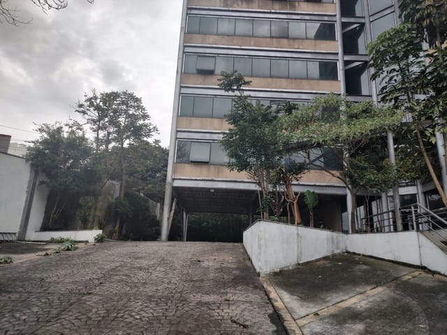Prédio à venda ou para alugar, no bairro Jardim Independência em São Paulo