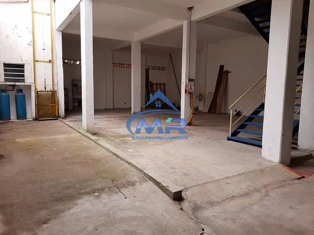 Prédio à venda, no bairro Vila Ré em São Paulo
