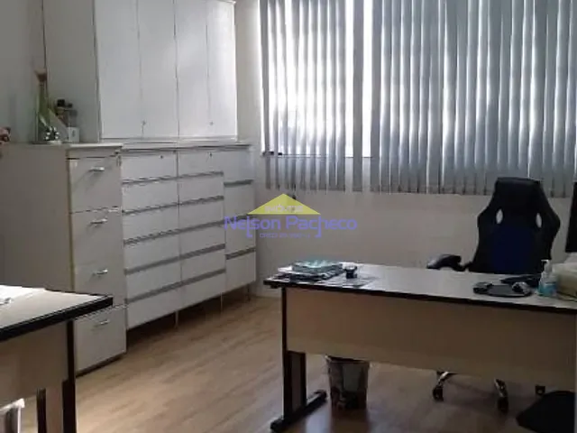 Prédio com 915m², à venda, no bairro Centro em Capivari