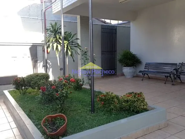 Prédio com 915m², à venda, no bairro Centro em Capivari