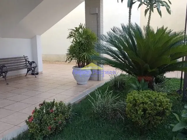 Prédio com 915m², à venda, no bairro Centro em Capivari