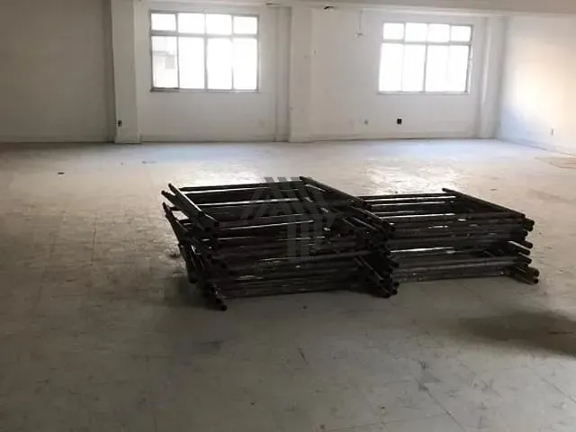Prédio com 1300m², para alugar, no bairro São Brás em Belém