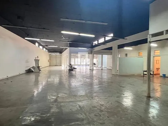 Prédio com 858m², à venda ou para alugar, no bairro Centro em Bragança Paulista