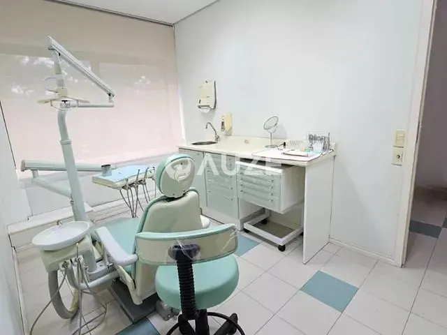 Prédio com 100m², à venda, no bairro Bigorrilho em Curitiba