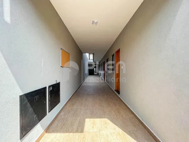 Prédio com 895m², à venda, no bairro Parque Peruche em São Paulo