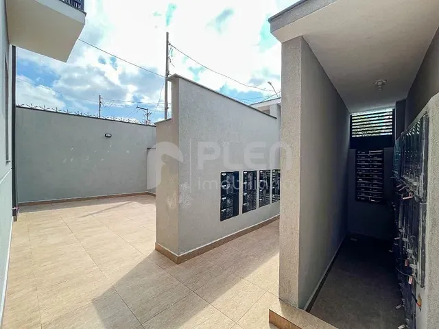 Prédio com 895m², à venda, no bairro Parque Peruche em São Paulo
