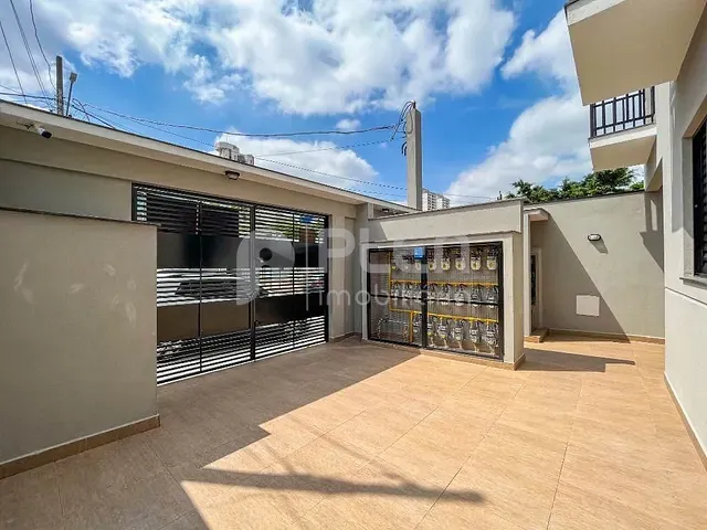 Prédio com 895m², à venda, no bairro Parque Peruche em São Paulo