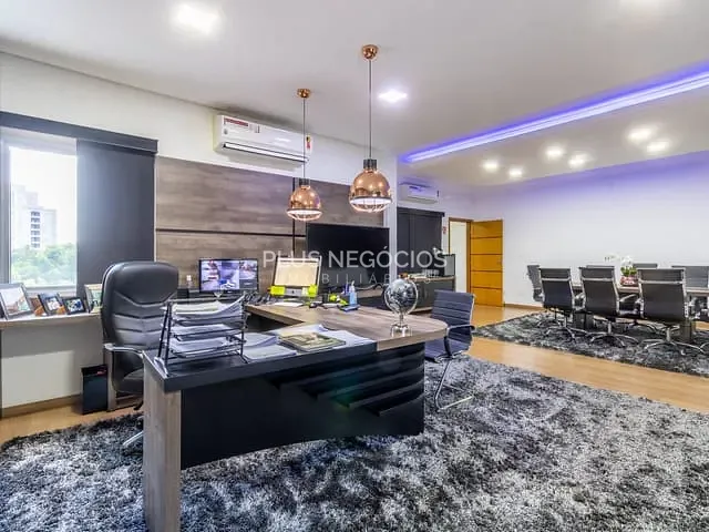 Prédio com 300m², à venda, no bairro Além Ponte em Sorocaba