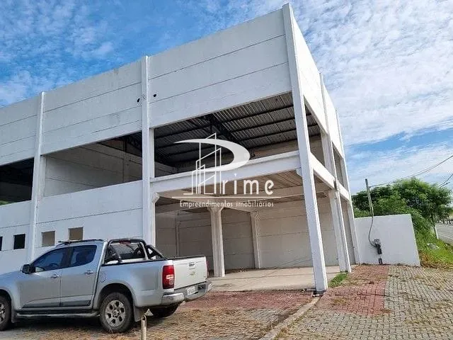 Prédio com 900m², à venda ou para alugar, no bairro Calaboca (Inoã) em Maricá