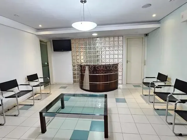 Prédio com 100m², à venda, no bairro Bigorrilho em Curitiba