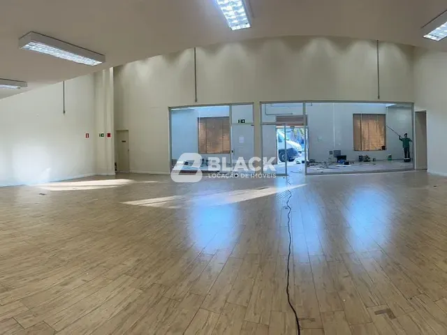 Prédio com 1200m², à venda ou para alugar, no bairro Wanel Ville em Sorocaba