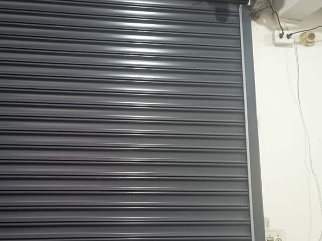 Prédio com 560m², para alugar, no bairro Parque Guarus em Campos dos Goytacazes