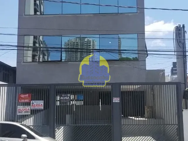 Prédio com 300m², à venda ou para alugar, no bairro Centro em Osasco