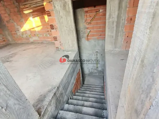Prédio com 120m², à venda, no bairro Olímpico em São Caetano do Sul