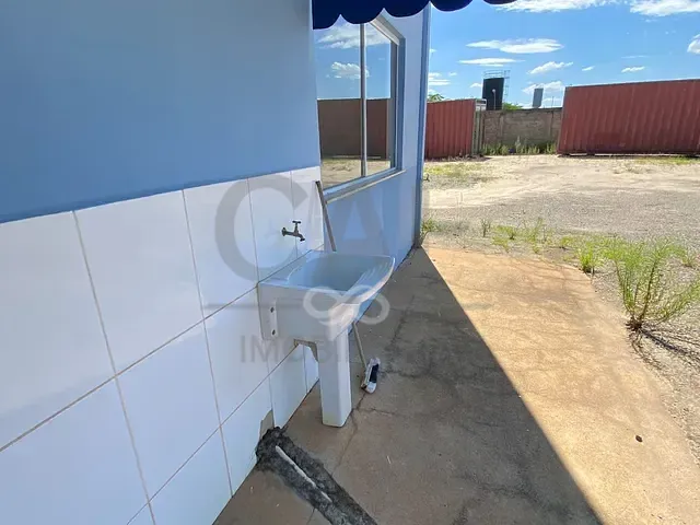 Prédio para alugar, no bairro Vargeão em Jaguariúna