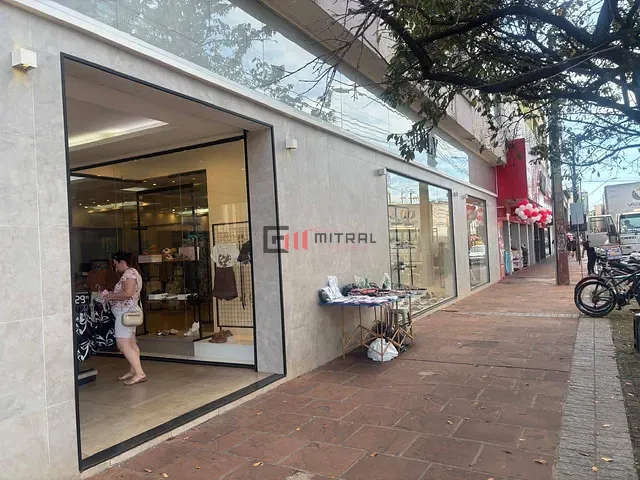 Prédio com 1119m², à venda, no bairro Centro em Arapongas