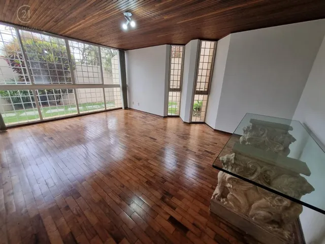 Prédio com 292m² 3 quartos e 4 banheiros, para alugar, no bairro Lago Igapó em Londrina