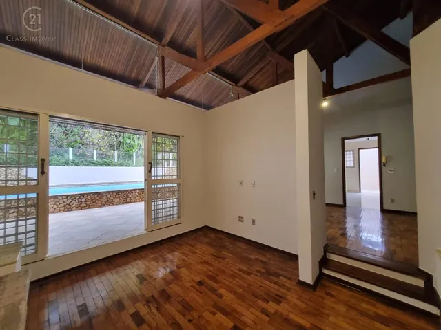 Prédio com 292m² 3 quartos e 4 banheiros, para alugar, no bairro Lago Igapó em Londrina
