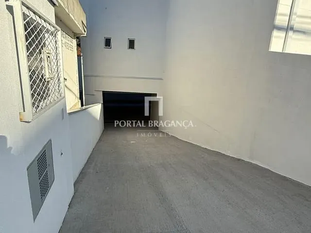 Prédio para alugar, no bairro Centro em Bragança Paulista