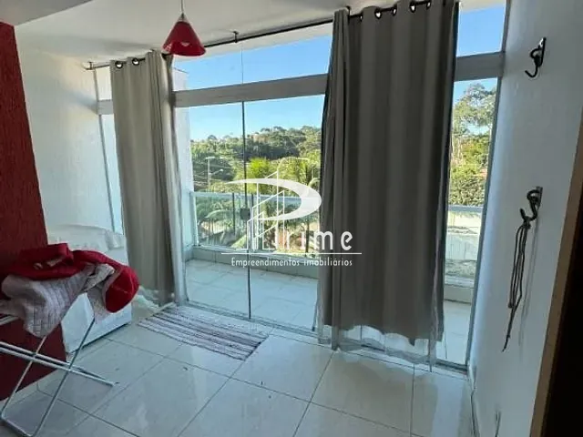Prédio com 390m², à venda, no bairro Extensão Serramar em Rio das Ostras